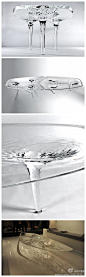 [液体冰卓] 设计癖曾报道过Zaha Hadid建筑事务所为俄罗斯亿万富翁Vladislav Doronin设计的“宇宙飞船别墅”。欣赏完他们的建筑设计，接下来看看，这款由他们设计的极富视觉冲击力和想象力的“液体冰桌”