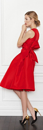 Carolina Herrera need this dress #crazypinlove #helzbergdiamonds