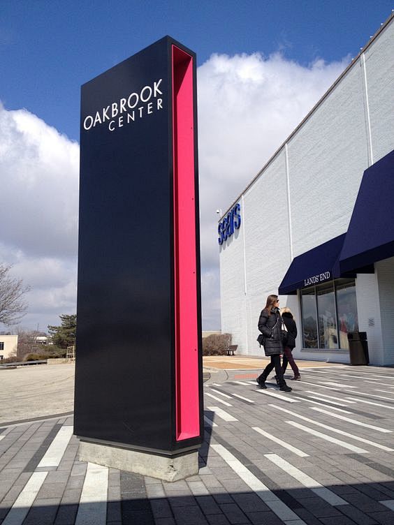 Oakbrook Center . pe...