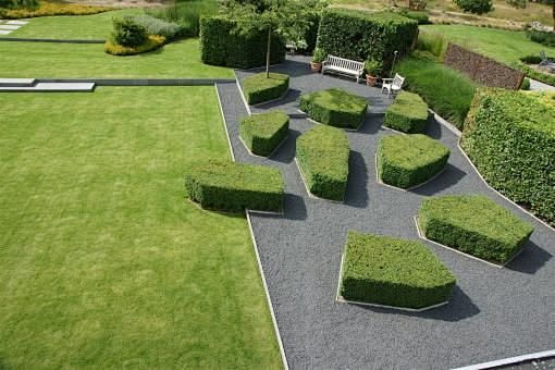 Geometric topiary