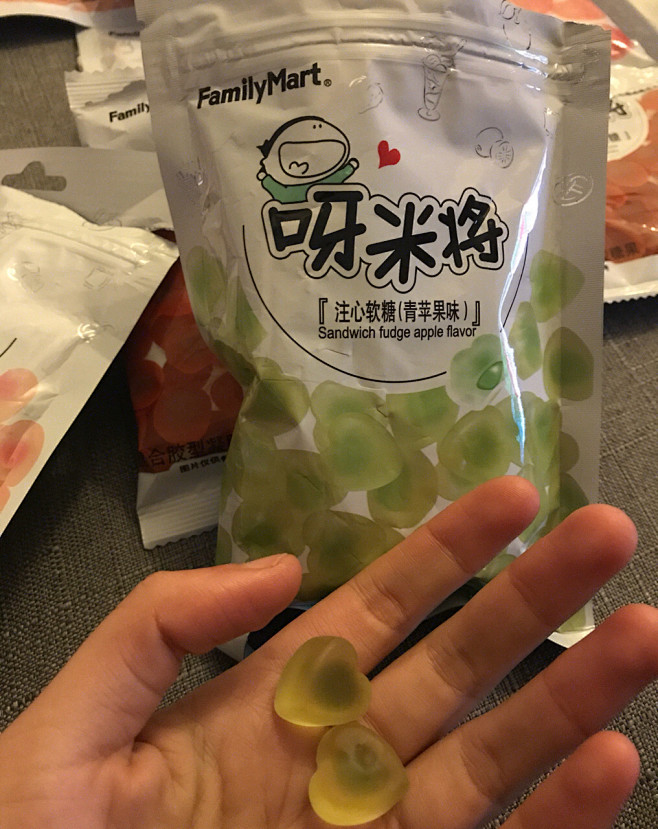 网购全家零食测评 看到很多人说呀米将的零...