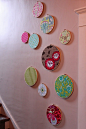 embroidery hoop art with fabric by Inspired by Charm. They resemble vintage plates... cool!