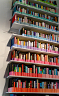 以色识书--色彩管理书架