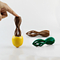 3D打印的柠檬榨汁器。模型文件可在https://myminifactory.com/cn/  下载。设计师Cemal Cetinkaya  #简约# #厨房# #创意#