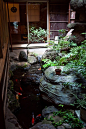 Interior garden at Japanese residence: photo by YU-TA LEE, via Flickr