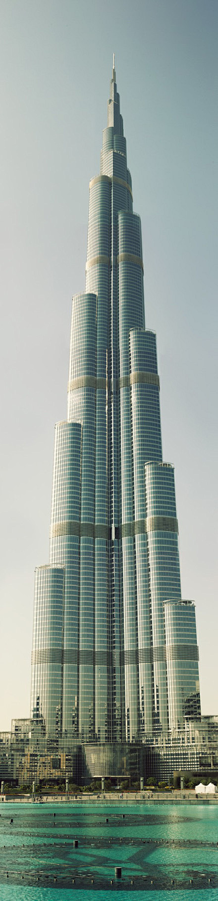 世界最高建筑——阿联酋迪拜塔，160层，...