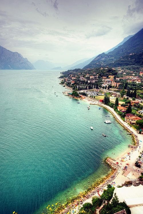 Lake Garda, Italy 加尔...