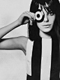 supermodelobsession:

Vogue UK June 1965“Young Idea’s New Geometry”Model: Jane BirkinPhotographer: David Bailey
