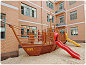 幼儿园户外游戏环境:沙池海盗船