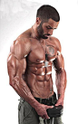 拉扎尔-安格洛夫，被称作世界上肌肉最性感男人，肌肉男来袭值得一看