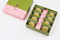 好利来Holiland玫瑰绿豆糕礼盒 : 玫瑰绿豆糕整体包装设计。Would Design负责艺术指导、包装设计工作。