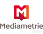 收视监测公司Mediametrie标志
Médiamétrie是一家法国的媒体收视率监测公司，主要负责收集法国国内电视台和电台等媒体的受众情况。在使用了横线加“M”的图案作为公司Logo的数个十年后，Médiamétrie在上月底（4月25日）发布了全新企业VI形象，其中包括了一个全新的Logo。新品牌形象由法国的品牌机构4quatre公司设计。据称，新Logo的改变反映了公司跨入数字媒体研究领域的转变；设计公司4quatre的负责人Grégori Vincens表示，“M”加对话框的图标象征了 Medi