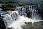 鸟瞰图的瀑布Iguaçu, Foz do Iguaçu，巴西和阿根廷的米塞内斯旅游点。伟大的景观。被
