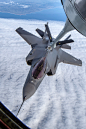 F-35A AF-2战机进行硬接加油测试