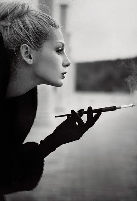 smoking and beauty