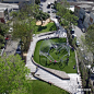 精选案例 | 街头绿地—街心公园_the : 该公园项目是打造高密度业态间的缓冲带及润滑剂，满足了超总片区居民运动交流的需求，具有生态和城市活力的示范性。 深圳深湾街心公园建立了完整的公共空间体系:多元的公共绿地空间+ 宜人的步行社区+ 完善的城市…
