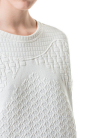 MOVIMENTO SILENCIOSO _ beautiful emboss/pattern, sweatshirt by Zara #minimalismo #texturas