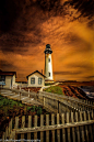 
鸽子角灯塔
Pigeon Point Lighthouse 
