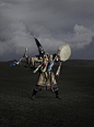 蒙古族「萨满法师」
丹麦摄影师 Ken Hermann 拍摄于中国内蒙。
萨满教是古代蒙古人的原始宗教，因通古斯语称巫师为萨满，故得此称谓。