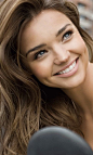 Miranda Kerr Shows Off Gorgeous Hair In Clear Ads: http://www.realstylenetwork.com/news/beauty/2014/01/miranda-kerr-shows-off-gorgeous-hair-in-clear-ads/: 