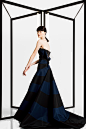 Carolina Herrera Pre-Fall 2016 Fashion Show : See the complete Carolina Herrera Pre-Fall 2016 collection.