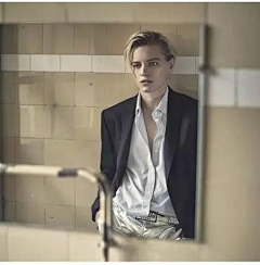 月夜肉肉采集到Erika Linder