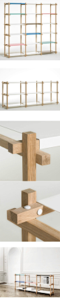 家具设计公司HAY出品的一款置物架系统WOODY shelving system，由白橡木、钢板和螺杆组成，整体轻简，可以随心放置。Via http://t.cn/zYbSQFZ