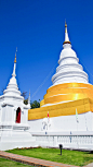 小城故事多～清迈的寺庙半遮半掩在丛林中，清迈除素贴山的双龙寺外，所有寺庙不收门票，。正是因为如此、几乎没有中国旅游团会带游客来到这里，让这里保留一份清净。——清迈#泰国