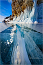 裂缝，贝加尔湖， 俄罗斯 (via Stas Tolstnev  好神奇的所在