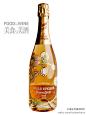 美食与美酒杂志#盲品#【巴黎之花美丽时光玫瑰香槟2002 Perrier-Jouet Belle Epoque Rose 2002】深橙金色，气泡十足。奶油香气，加上柑橘、红果、油桃的香味，口感柔顺，酸度平衡，层次感强。回味精致，余韵绵长，游刃有余。如精心打扮一般柔媚迷人。50%霞多丽、45%黑品乐、5%莫尼耶品乐，2002年份，价格￥4000。