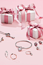 Express your love through sweet charms and rings featuring stunning hearts. Hand-crafted with care, these sterling silver jewellery pieces will leave your close friends and familiy with no doubt about how you feel.