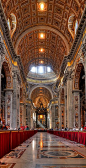 St. Peter's Cathedral, Rome, Italy, photo by Klaus Herrmann