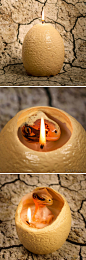 这个恐龙蛋蜡烛有点萌，燃着燃着就能看见小恐龙孵化了(@英国报姐) -