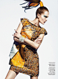 Alla Kostromichova《Vogue》葡萄牙版2013年5月号