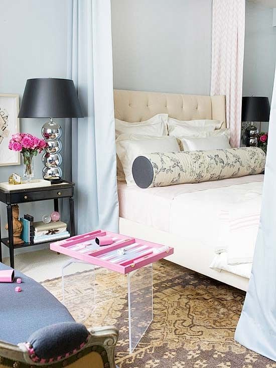 Pretty bedroom | Bed...