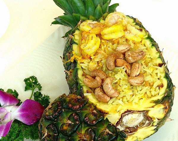 舌尖上的泰国 菠萝饭