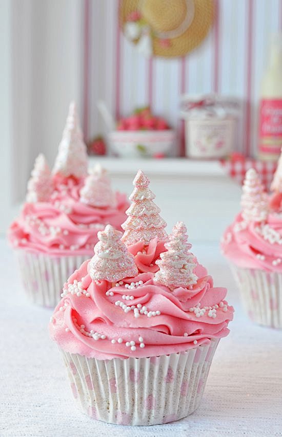 Pretty pink cupcakes