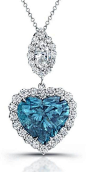 Blue Diamond Necklace@北坤人素材