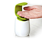 单手使用的洗手液分发器