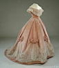 19世纪60年代的晚礼服，诱人的蛋糕~~ ​​​​