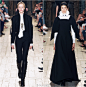Valentino F/W 2016 Haute Couture｜灵感取自大文豪莎士比亚，时光被拉回伊丽莎伯时代～这也是华伦设计师双人组的最后一个系列，本季高定后，女设计师Maria Grazia Chiuri即将走马上任Dior空缺已久的创意总监一职～ ​​​​