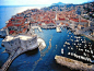克罗地亚杜布罗夫尼克 Dubrovnik, Croatia

杜布罗夫尼克，古称拉古萨（Ragusa），克罗地亚南部港市，此城面临着意大利半岛的东岸，位于杜布罗夫尼克地峡之末端，以风景优美闻名，是热门的度假胜地，有“亚得里亚海之珠”的美称。