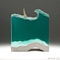 新西兰艺术家 Ben Young 使用玻璃与混凝土构建的山水雕塑。