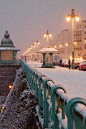 雪夜布莱顿，英格兰