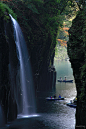 美丽的瀑布。宫崎县高千穗峡，日本
