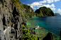 [Matinloc岛屿] 石灰石石块在巴拉望的Matinloc岛屿,菲律宾