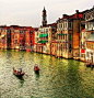 威尼斯。
