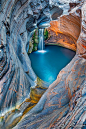 The Upper Spa Pool in Karijini National Park, Australia
上部温泉游泳池萨加玛塔国家公园，澳大利亚