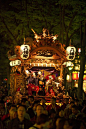 Dashi, festival wagon, at Kurayami Matsuri, Fuchu City: 