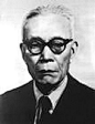 金岳霖（1895-1984）中国哲学家、逻辑学家、情痴。“一身诗意千寻瀑，人间万古四月天”，这是林去世后，金先生的挽联，很多年后的一天，他突然招呼朋友吃饭，席间说：今天是徽因的生日，举座皆然。